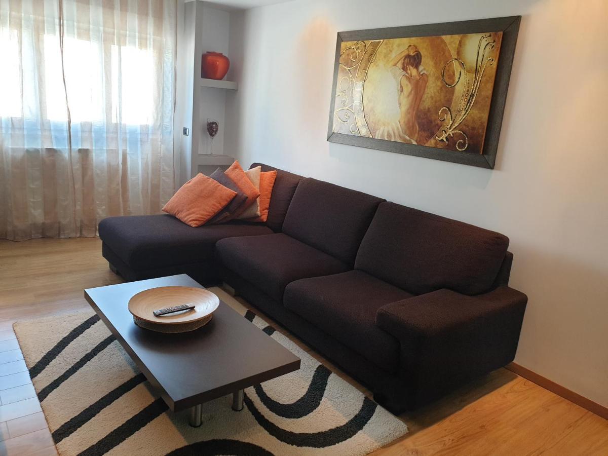 Modern Apartament Făgăraş Esterno foto