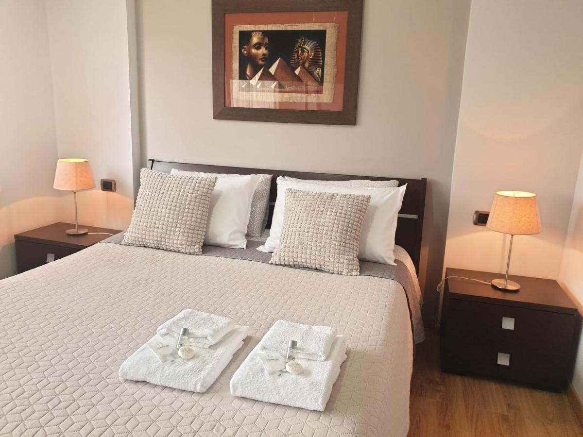Modern Apartament Făgăraş Esterno foto