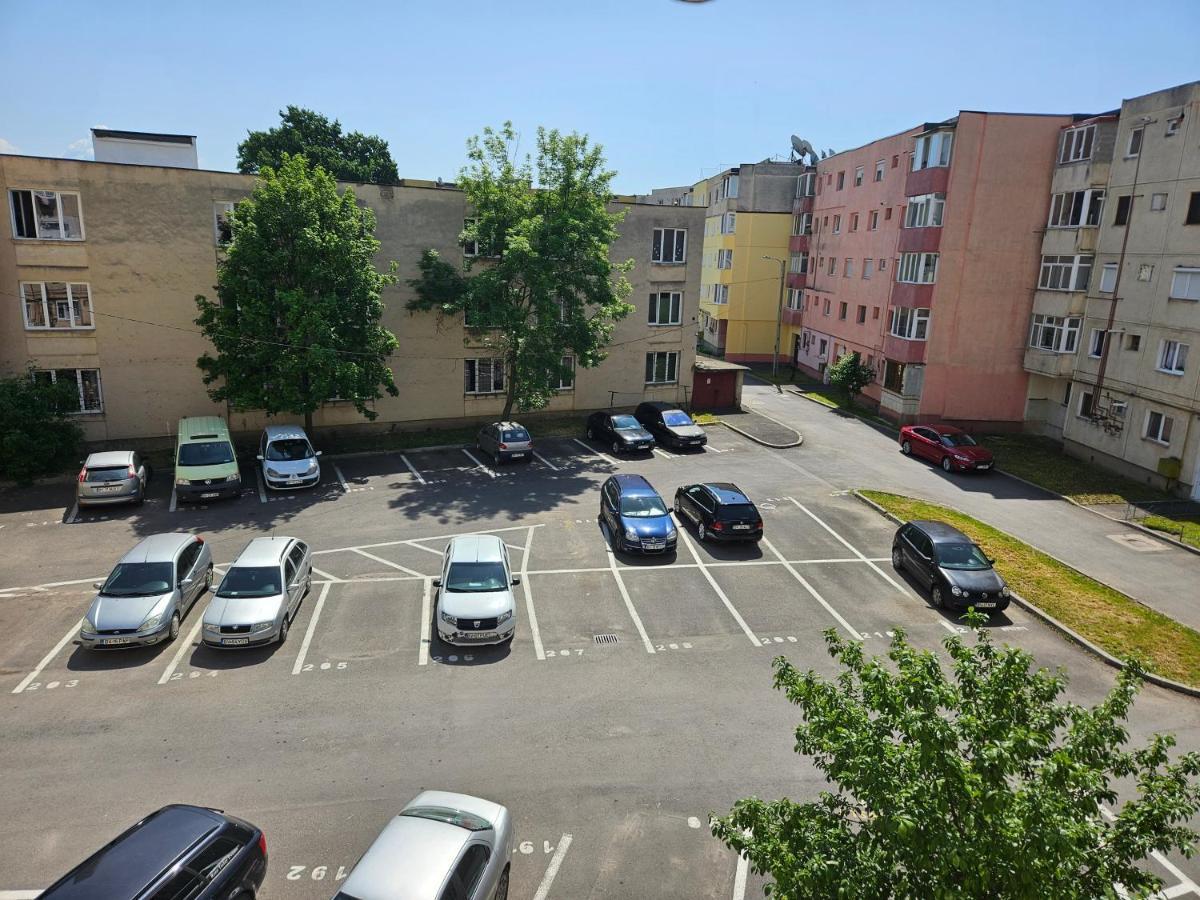 Modern Apartament Făgăraş Esterno foto